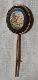 ANTICA SPILLA MICRO-MOSAICO SU ONICE E ORO 18 KT