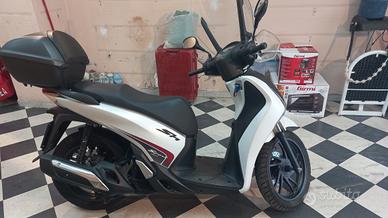 HONDA SH 150 i sport