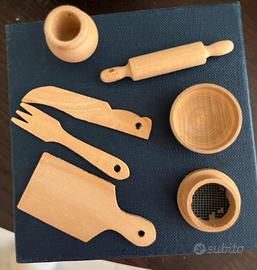 Pentole per  casa  delle bambole