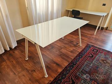 Scrivanie bianche in vetro TEMPERATO - Ikea Galant