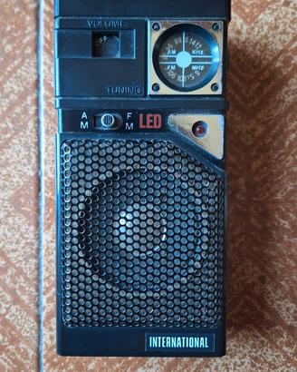 Radio portatile AM/FM vintage