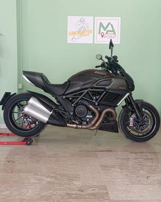 Ducati Diavel 1200 Carbon