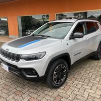Jeep Compass 1.3 T4 240CV PHEV AT6 4xe Trailhawk T