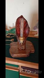 Lampada artigianale in legno