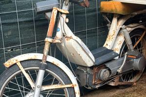  Piaggio Bravo da restaurare.