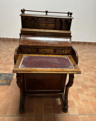 Piccolo scrittoio