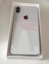 Iphone Xs max con battery case