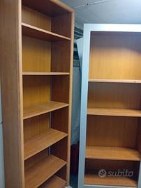 2 scaffalature in legno