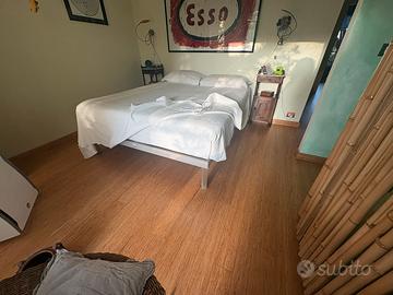 Struttura letto matrimoniale con doghe