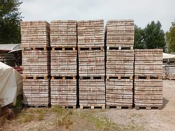 MATTONI  E COPPI VECCHI DI RECUPERO.