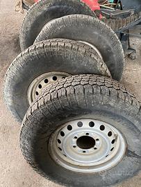 4 cerchi e gomme