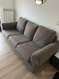 Divano lineare tre/quattro posti