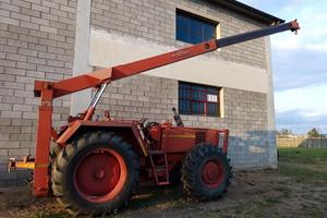 Gru smontata per progetti o pistoni idraulici ecc