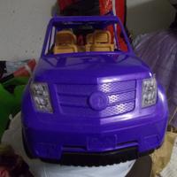 IL SUV DI BARBIE + BAMBOLE