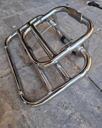 Portapacchi per vespa gts.