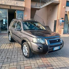 4X4 INDISTRUTTIBILE FREELANDER 2.0 TDI