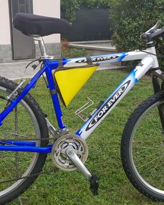Mountain bike ForEver gommata nuova