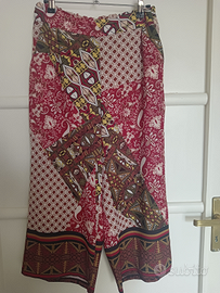 Pantalone largo fantasia varia. Charget. Tg.Unica