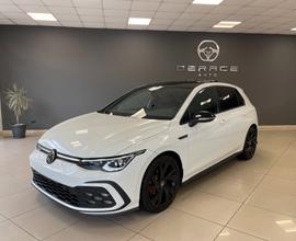 Volkswagen Golf 8 GTD 2.0 TDI 200cv DSG