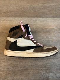 Air Jordan 1 Retro High Og x Travis Scott Tg: 40