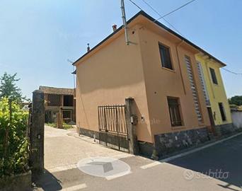 Casa semindipendente a Dorno