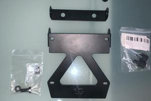 Porta targa pieghevole booster