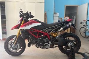 Hypermotard 950 sp