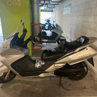 Honda Silver Wing 600