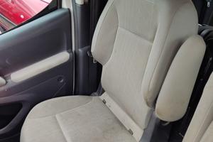 Sedile anteriore dx PEUGEOT PARTNER del 2008