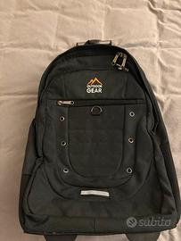 Trolley e zaino da viaggio