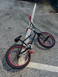 🔥 BMX FREESTYLE CUSTOM - PARI AL NUOVO - SETUP TOP