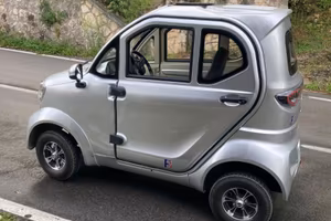 Macchina senza patente dispositivo medico UFO