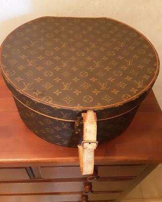 LOUIS VUITTON  BOITE CHAPEAUX