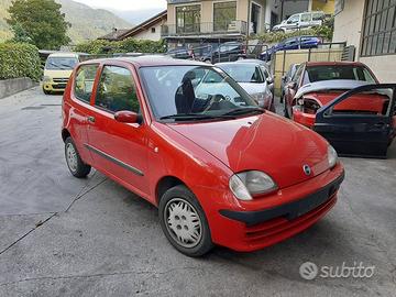 Ricambi carrozzeria Fiat 600 da 1999 colori vari