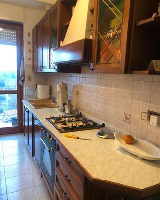 Cucina in legno massello