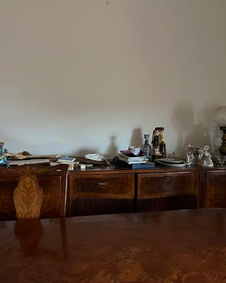 Tavolo credenza e vetrins Vintage