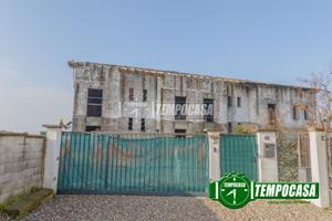 Villa a Schiera a Trovo Via Scolari 4 locali