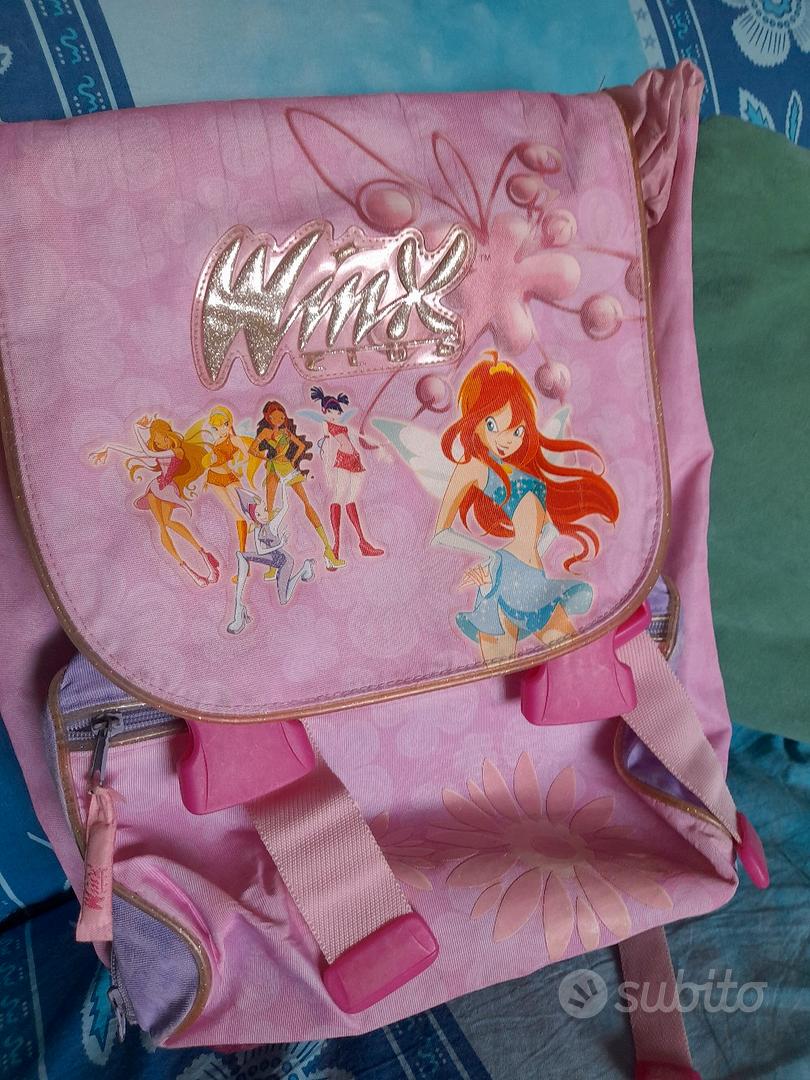 zaino scuola con carrello winx_prezzo trattabile di seconda mano per 30 EUR  su Cameri su WALLAPOP