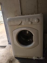 lavatrice Ariston funzionante 