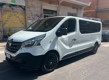 Trafic 9 posti passo lungo unico leggi