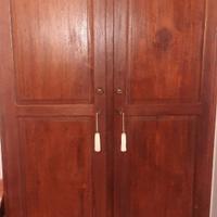 Armadio etnico in legno massello coloniale
