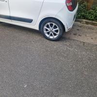 CERCHI IN LEGA+PNEUMAT 4 STAG X RENAULT NEW TWINGO