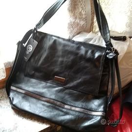 Borsa nera a postina con cerniera