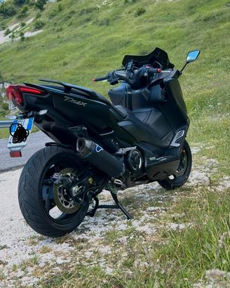 T max 560