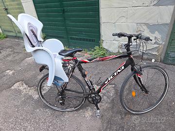 Bici con seggiolino