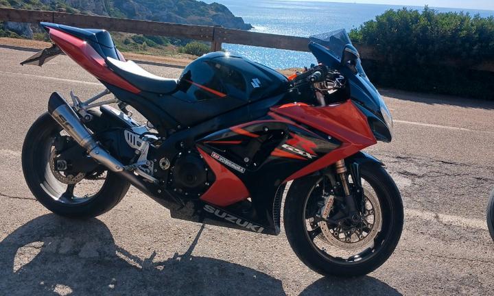 Suzuki GSX R 1000 - 2008 k8