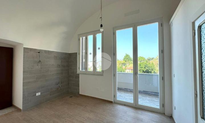 2 LOCALI A MONTE DI PROCIDA