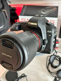 Canon EOS 5D Mark II + Samyang 35mm f/1.4