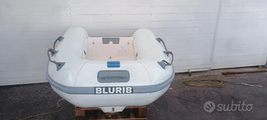 Tender 240 carena rigida e tubi in neoprene