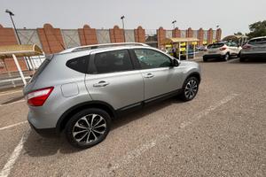 Nissan qasquai